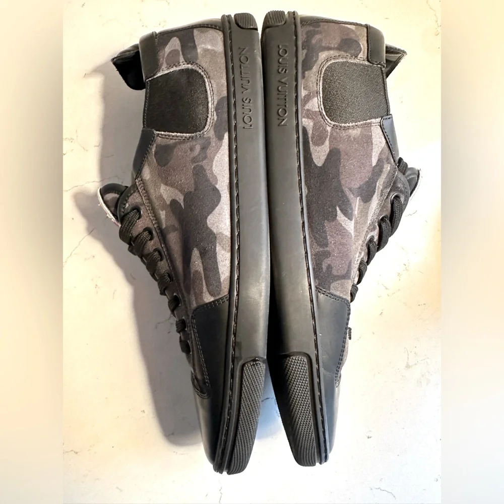 Louis Vuitton sneakers sz‎ 9.5/10